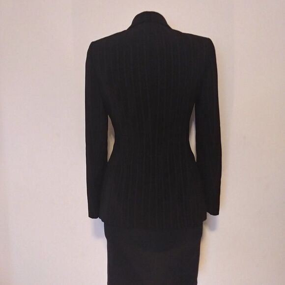 Jones Wear Women's Blazer Jacket 3 Button Notched Collar Pink Pinstripes… - Picture 4 of 10